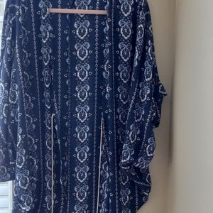 Women's navy blue printed kimono